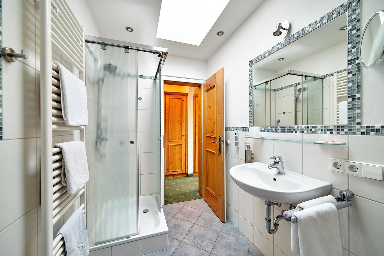 Landhotel Gruener Baum Westendorf  Экстерьер фото